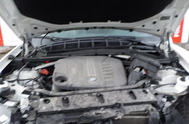 BMW X4 cena 78900 przebieg: 60514, rok produkcji 2018 z Ostroróg małe 781